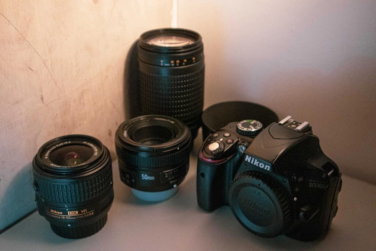 Nikon D3300 Digital SLR - 18-55mm Lens - 70-300mm Lens - 50mm Lens  717753028952 | eBay