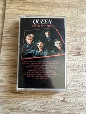 1981 QUEEN Greatest Hits Cassette Tape   Elektra Records   Freddie Mercury