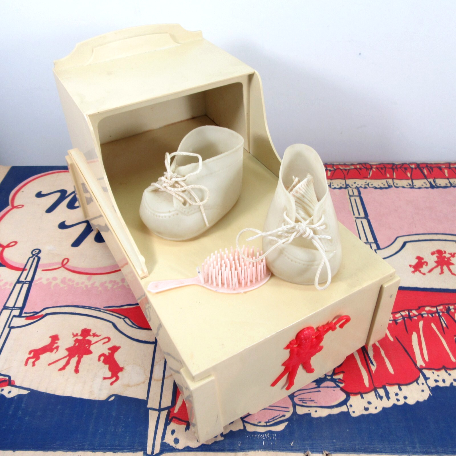 Deluxe Reading Suzy Smart 20" Doll & Nancy Nurse Box 1963 Vintage Toy