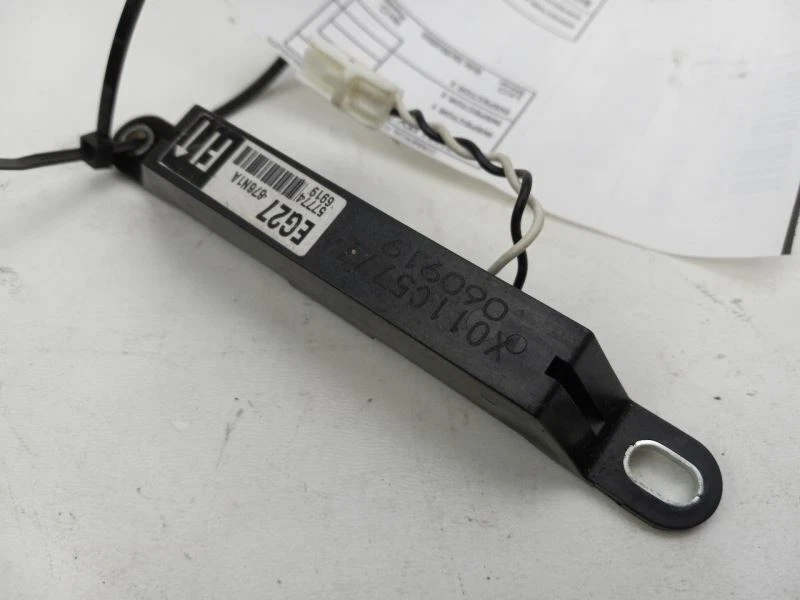 Antena Mazda CX-7 2007 sin llave Foto 3 de 4