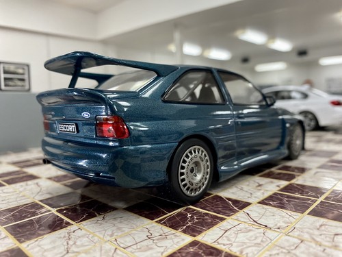 WHITEBOX 1992 FORD ESCORT RS COSWORTH METALLIC GREEN 1/24 DIECAST MODEL CAR - Picture 13 of 24