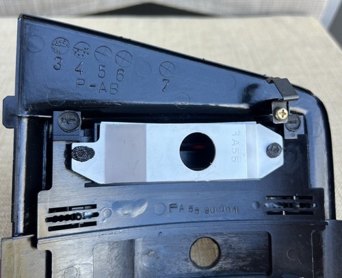MAZDA ROTARY 1984-85 RX7 SERIES 3 COUPE CONSOLE AUTO SHIFTER SELECTOR SURROUND!! - Picture 13 of 14