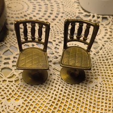 Set 2 sedie per casa delle bambole in metallo ottone accessori per arredamento in miniatura