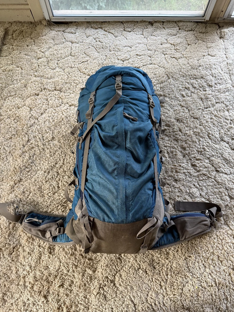 gregory acadia backpack specs Maya 25L Women's Day Hiking Backpack, Ventilated Backpanel, Built-In Hydration Attachment for Water Bladder (Reservoir Not Included), One Size Fits All, Sunset Grey : Sports & Outdoors I took the Baltoro 75L Backpack on a nine Baltoro 75 Alaska Blue /