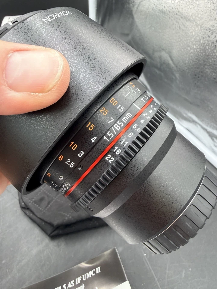 Rokinon Cine DS T1.5 Cine Lens Kit for Canon EF 35mm, 50mm, 85mm Very Light Use - Image 4 of 4