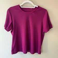 Source Unknown Pink Short Sleeve Stretch Tee Women’s XL L Streetwear Essentials