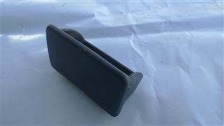 ASCHENBECHER VORNE Nissan Pickup (D22)(02.1998->) 98/2008 7410510010