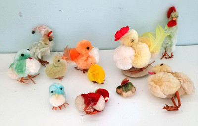 Lot of 11 Vintage Easter Chenille Pom pom chicks Birds micro mini bunny