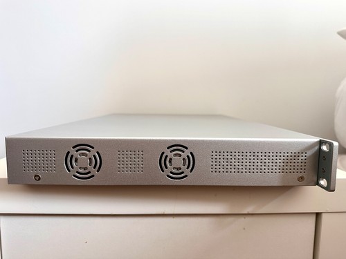 Ubiquiti UniFi US-24-250W 250 W 24 Port PoE Switch - Photo 2/2