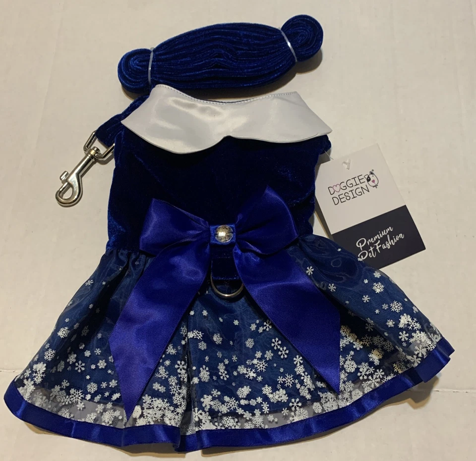 NWT Doggie Design  Holiday Blue White Snowflake With Harness Small - Image 2 of 4