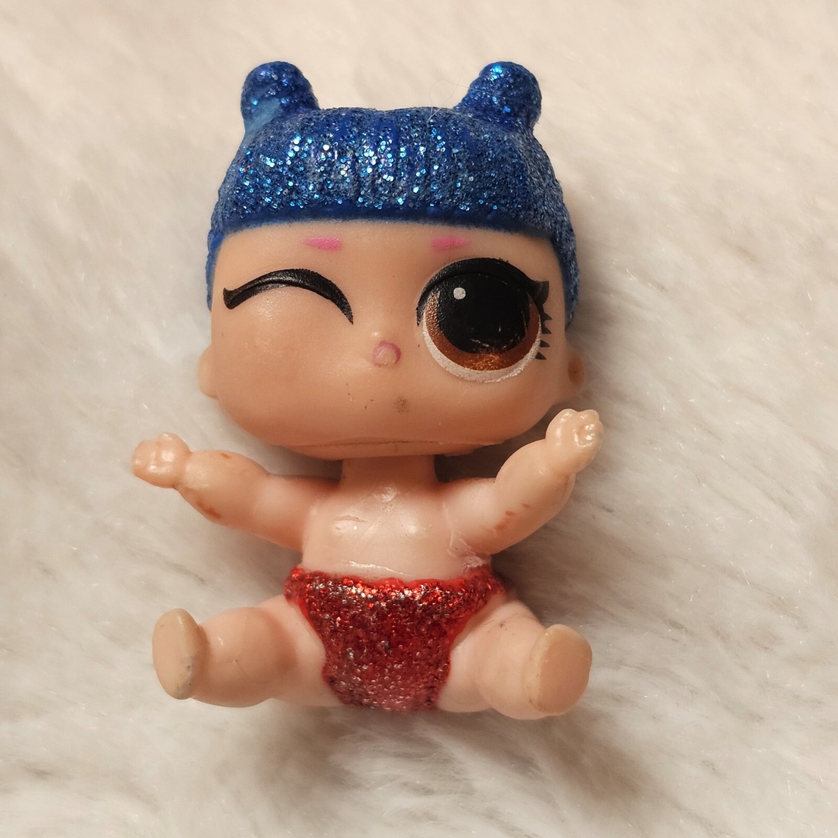 LOL Surprise Doll Lil Sister Baby Kawaii Queen Blue Glitter Hair