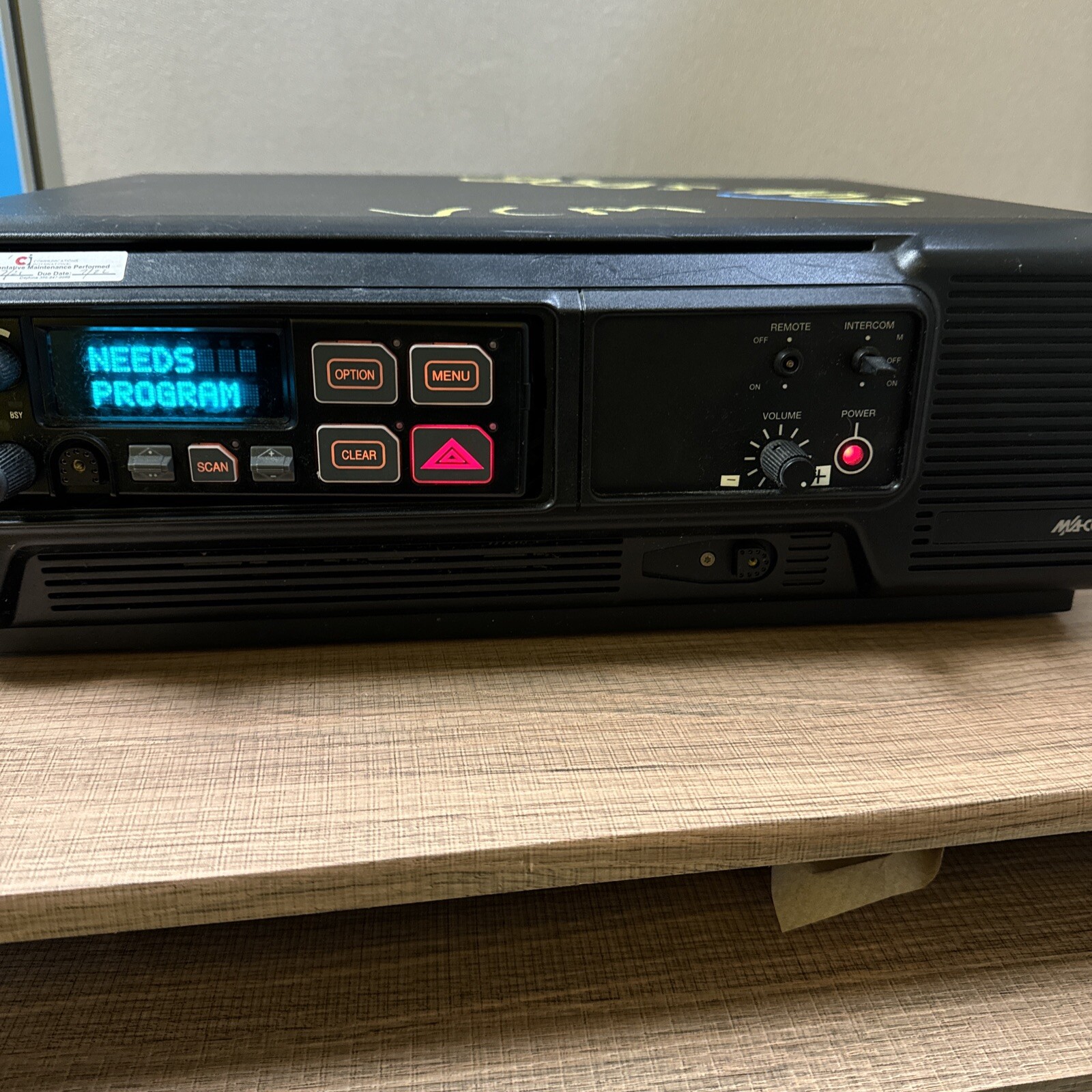 Harris M/A-Com  GE DSDX04  Radio Desktop Base Station