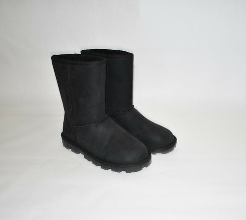 Ugg Essential Short UGGpure Wool Lined 