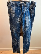 Free People Jeans, Floral, 5 Pocket, Zipper accents, Blue, Size W28