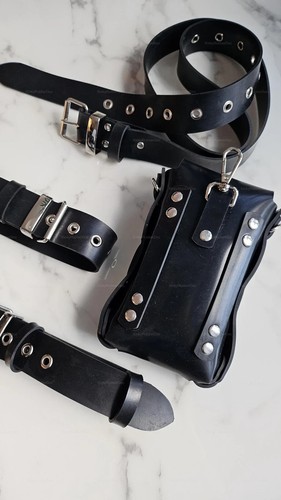 Modular Silicone Pouch Set – Adjustable Holster with Belt and Strap Options - 第 4/18 張圖片