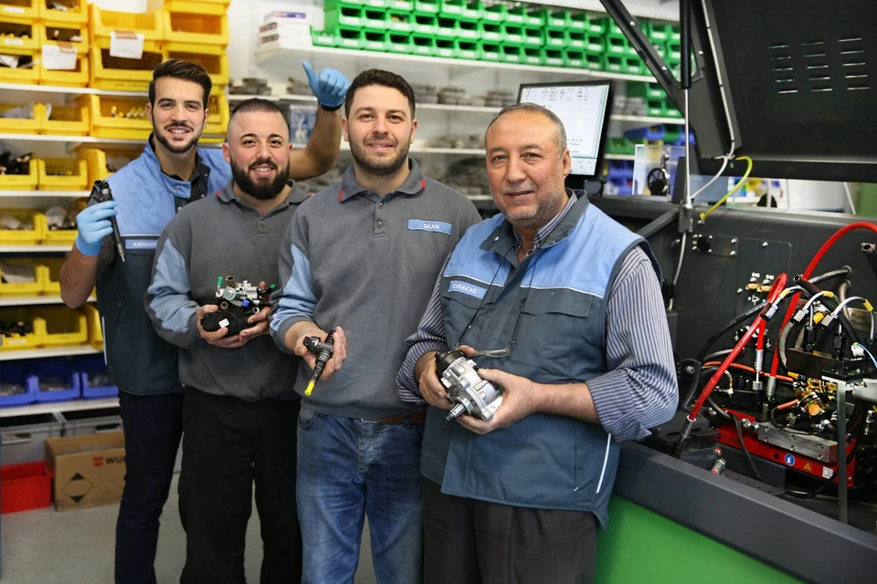 4x Injektor Einspritzdüse A6510702887 28348370 W906 W204 W212 W207 CDI OM651 - Bild 4 von 4