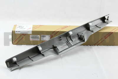 のの  6793960091B0 Genuine Toyota GARNISH, BACK DOOR, CENTER 67939-60091