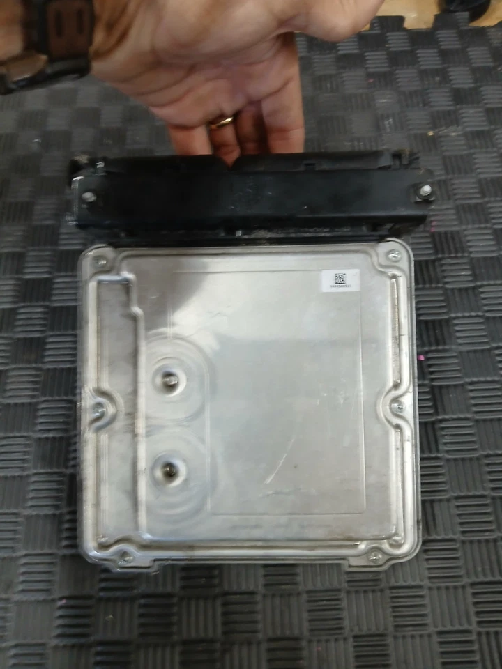 Módulo de control del motor VW Volkswagen Passat CC 2013 3,6 L ECM ECU 03H906023BF Foto 4 de 4