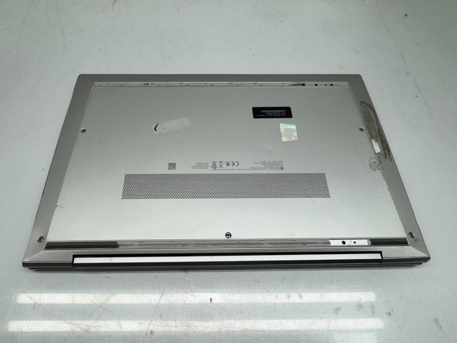 HP Latitude EliteBook 840 G8, 14-Inch Laptop, with i5-1145G7, Windows 11 Home
