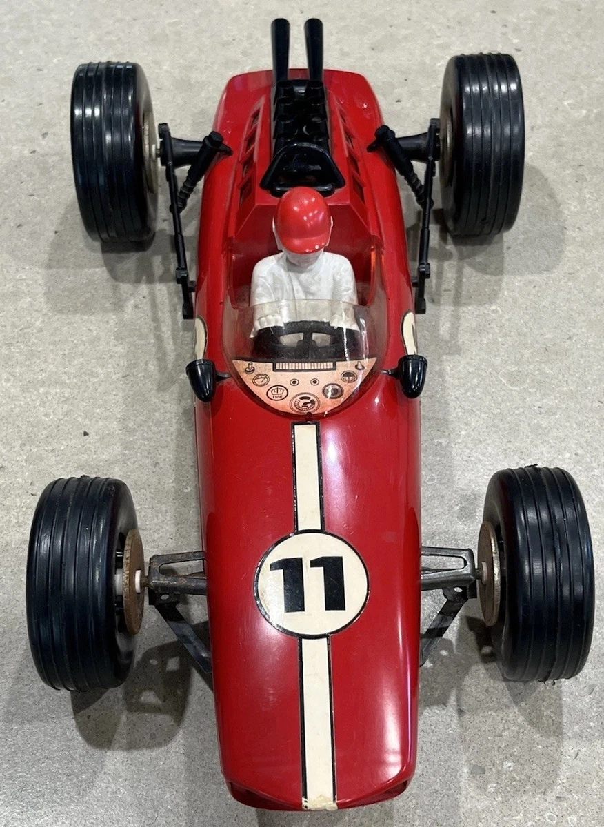 CIJ ALFA ROMEO P2 VOITURE DE COURSE VERS 1930 53CM JOUET ANCIEN - Arts