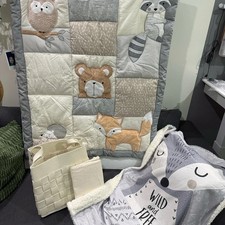 Plush Woodland Animals Baby crib bedding set