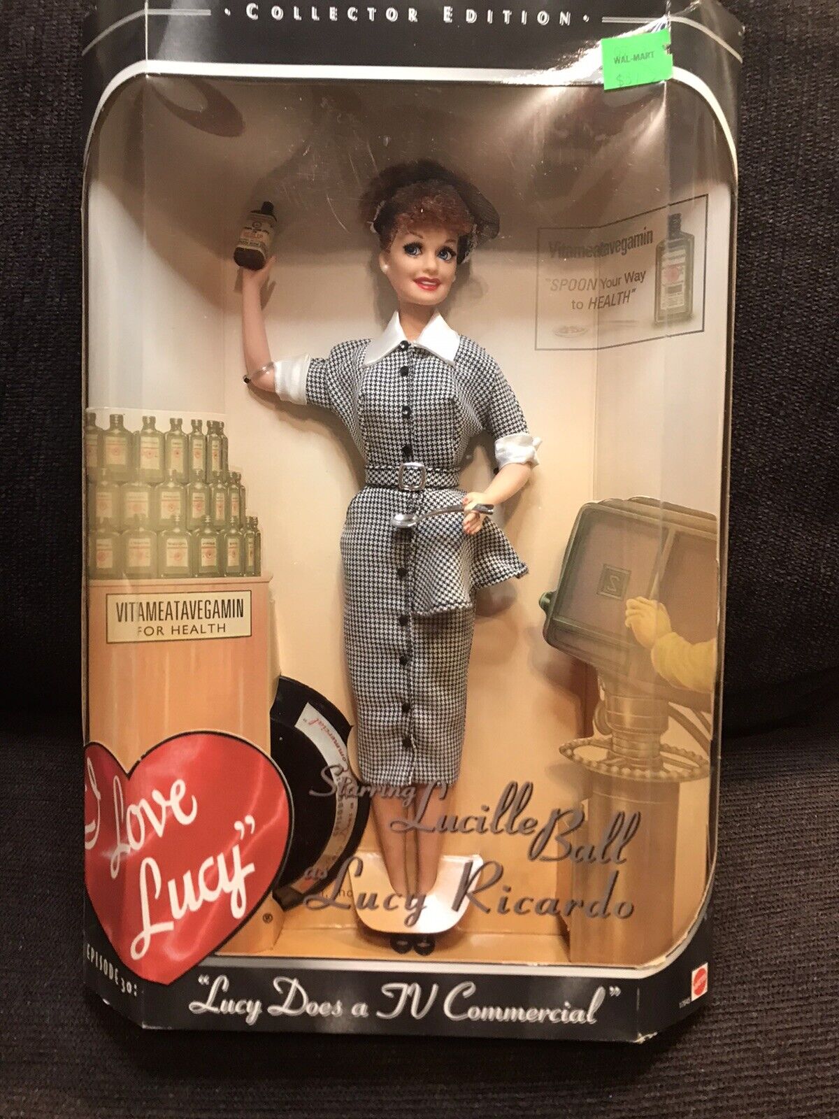 NEW 1997 Mattel I Love Lucy Collector Edition Barbie Doll #17645.