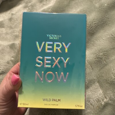 NEW** Victoria's Secret Very Sexy Now Wild Palm Eau De Parfum Perfume 1.7 Oz