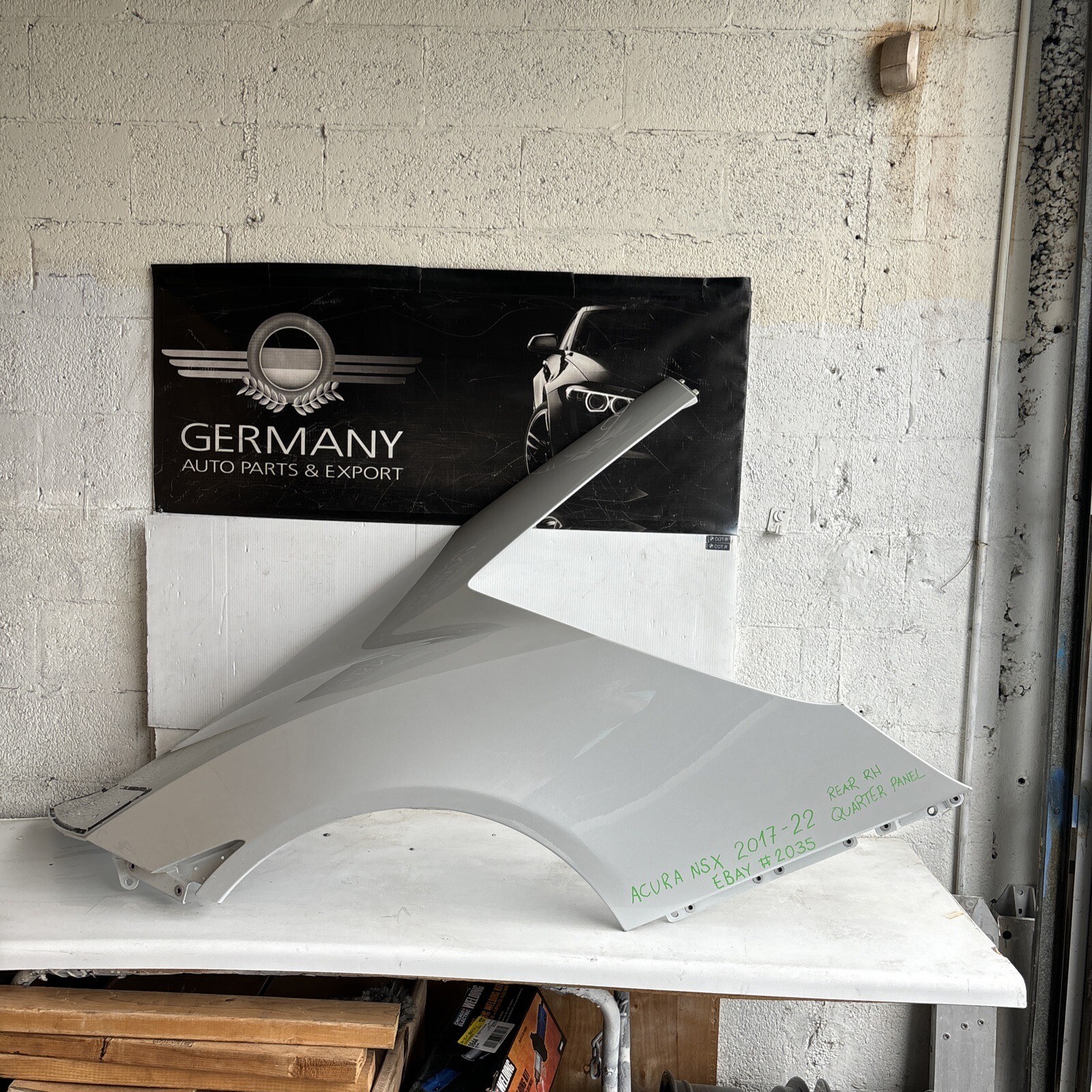 17-22 ACURA NSX REAR RIGHT QUARTER PANEL W/ SPOILER  74440-T6N-A1 #2035