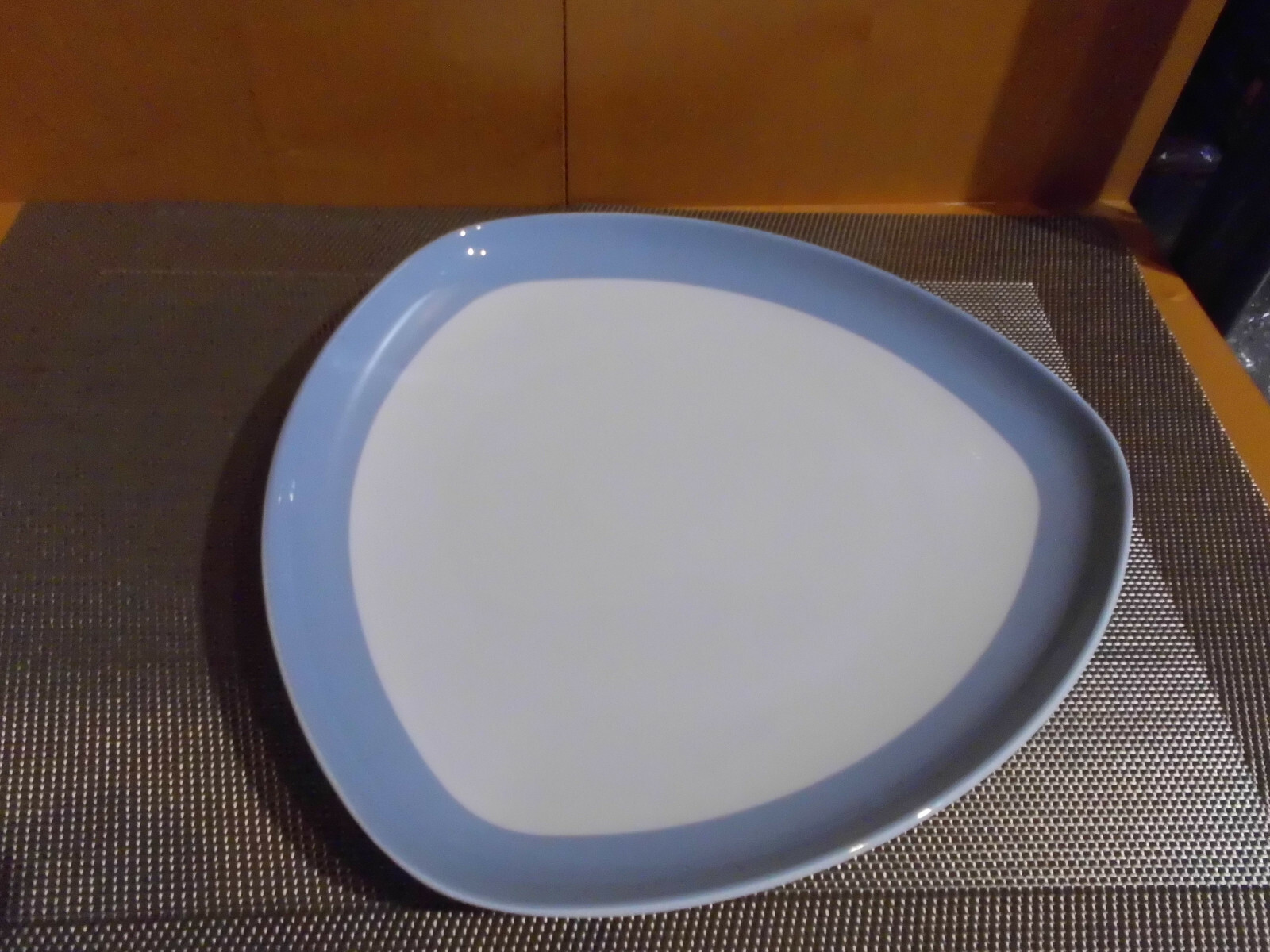 Teller dreieckig 25 cm Seltmann Weiden Scala Kyoto 34183 Neu