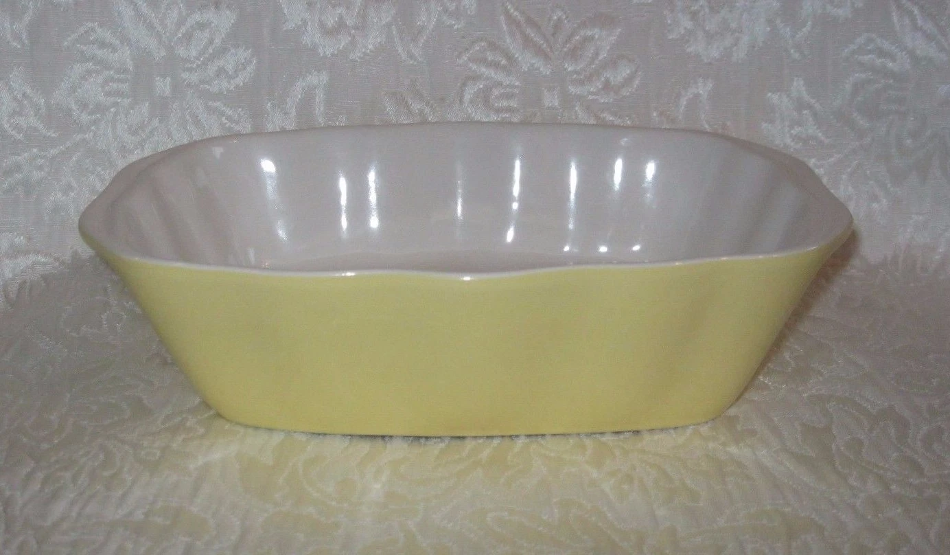NEW ~ 10 Strawberry Street Yellow CERAMIC LOAF PAN with NOM NOM NOM ~ 1 Quart