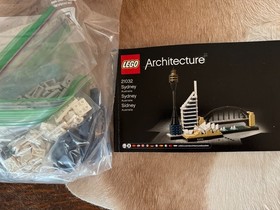 LEGO ARCHITECTURE: Sydney (21032), Preowned, Manual included, all pieces