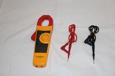 Fluke 333 600-Amp AC/DC TRU-RMS Clamp Meter Tester with LEADS