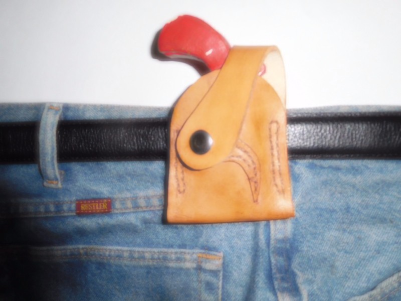 BELT SLIDE vertical holster for the NAA 22 MAG with 1 5/8 in bl