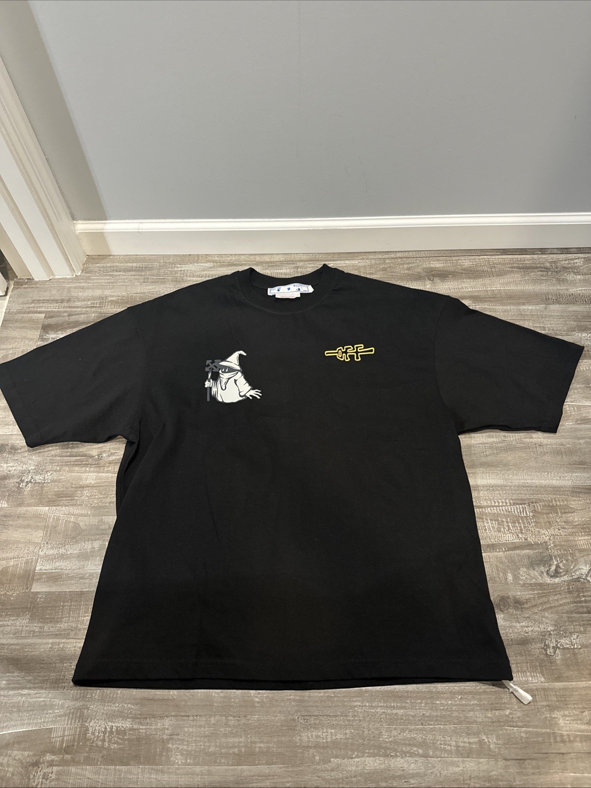 Picture 1 of 12