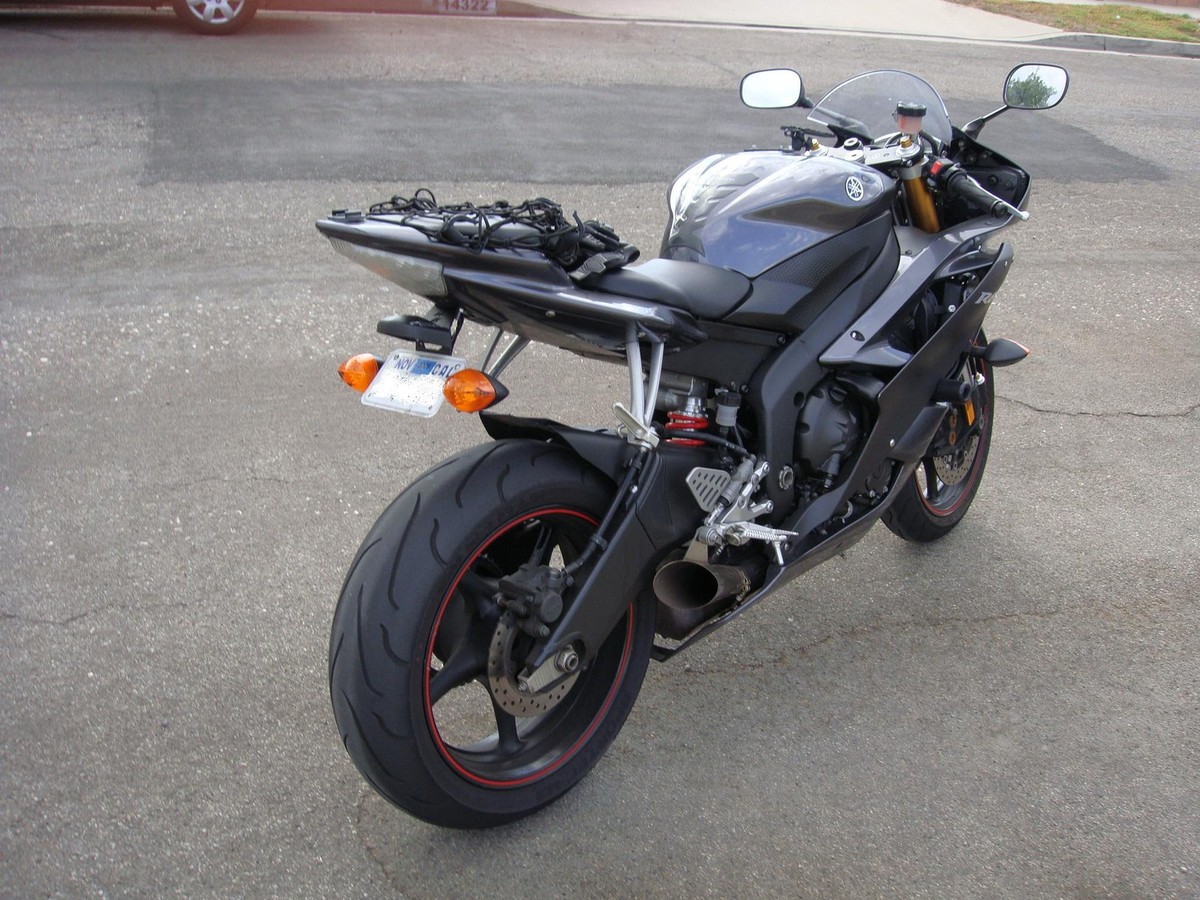 Black Fender Eliminator / Tail Tidy – For Yamaha YZF-R6S (R6S) 2001-2009 – Powder Coated – NTS Logo