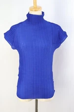 ISSEY MIYAKE Blue Pleats High Neck Cap Sleeve Top 062 8720