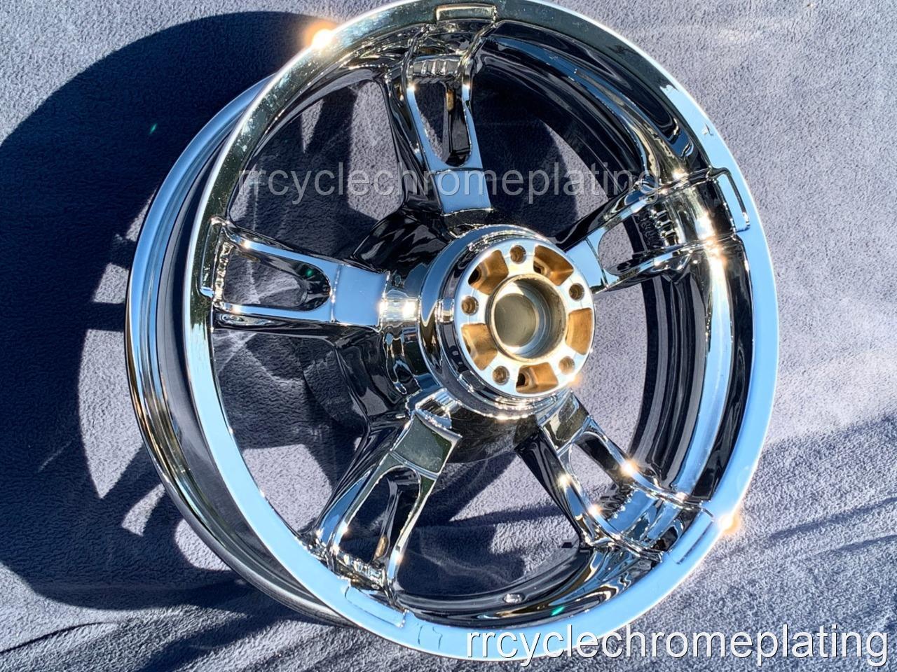 09-19 Harley Chrome 16 