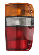 Feu arrière Isuzu TROOPER