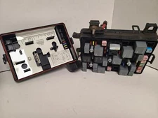 Used Fuse Box fits: 2007 Pontiac Solstice 2.4L MT w/vertical driver seat adjustm