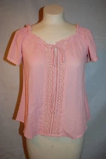 Junior Womens Dressy Shirt DUSTY PINK BOHO PEASANT TOP Crochet Accents M 7-9