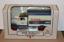 VERY NICE ERTL DIecast 1931 TRUE VALUE HDWRE DELIVERY TRUCK BANK 1:34 Scale n BX