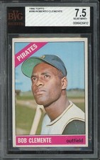 1966 Topps Baseball #300 Roberto Clemente BVG 7.5