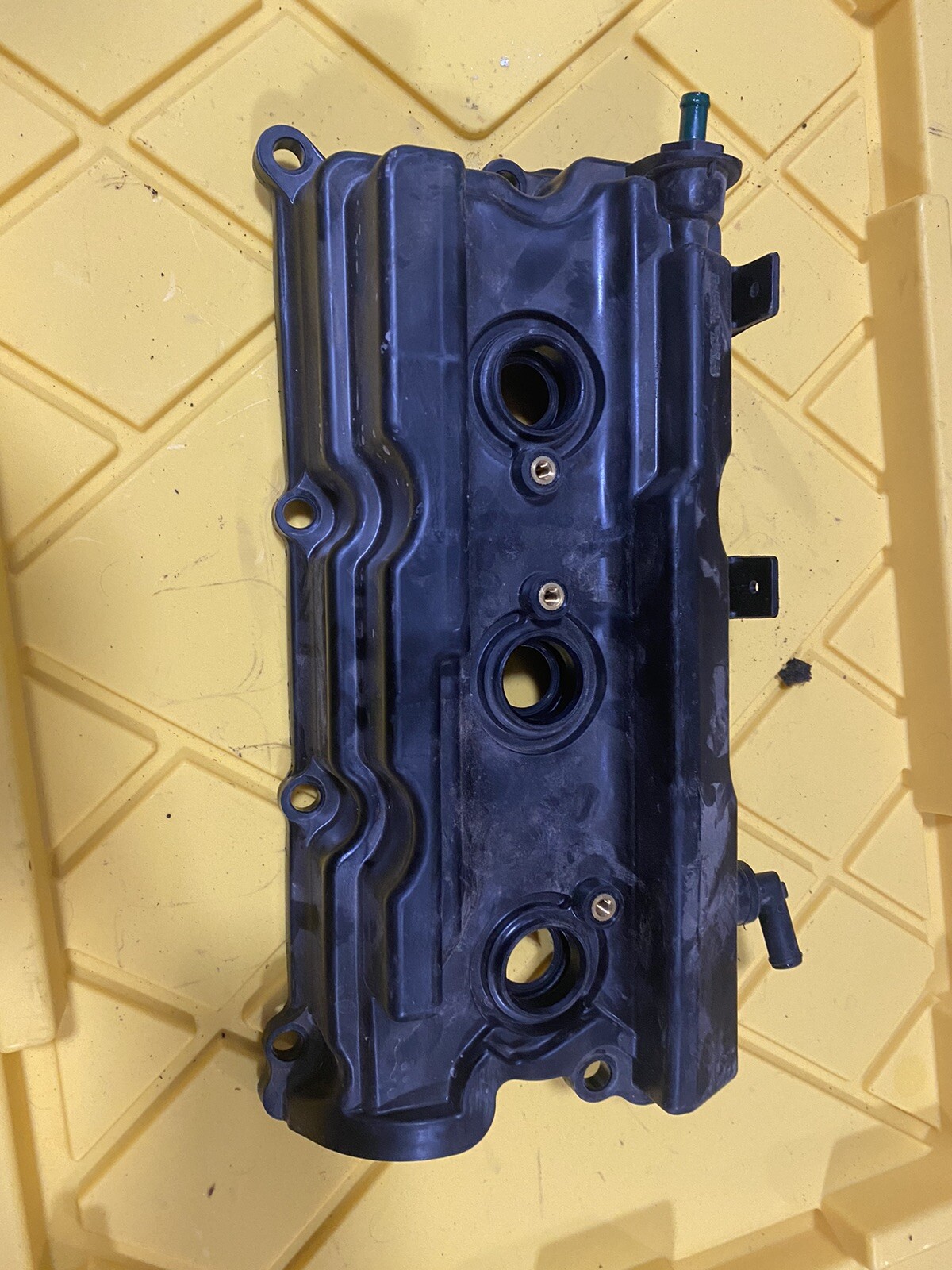 Lightly Used OEM NISSAN 0515 XTERRA VALVE COVER SET W/ GASKETS eBay