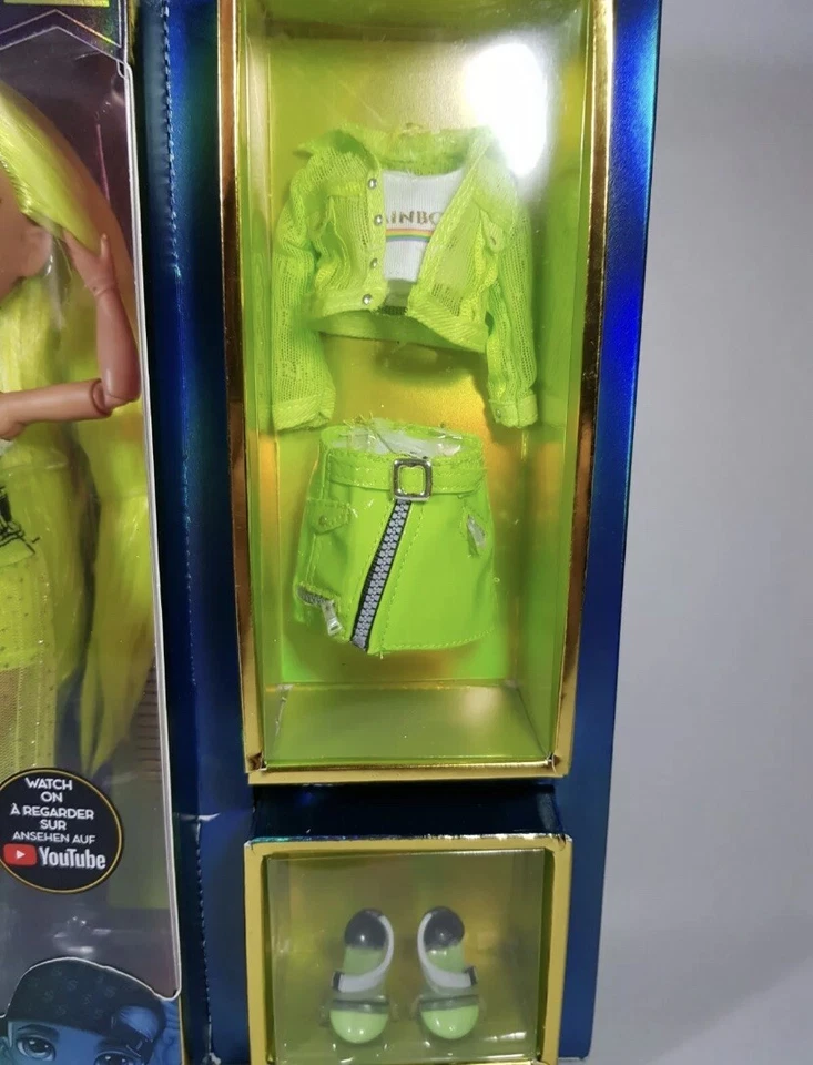 Rainbow High KARMA NICHOLS Wave 2 NEON 绿色时尚娃娃 全新 — 第 3/4 张图片