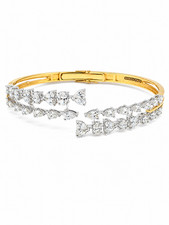 18KT GOLD BRACELET WITH NATURAL DIAMONDS