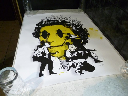 CHRIS BOYLE LTD 3/25 BANKSY SMILE WAR MICKEY MOUSE QUEEN HEAD PRINT SIGNED 76X61