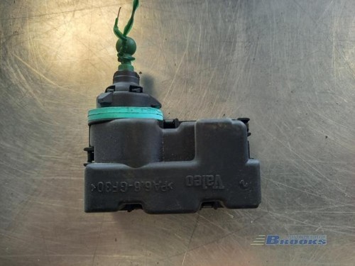 Stellmotor Scheinwerfer rechts VW Golf IV 1J 1J0941295F P153899