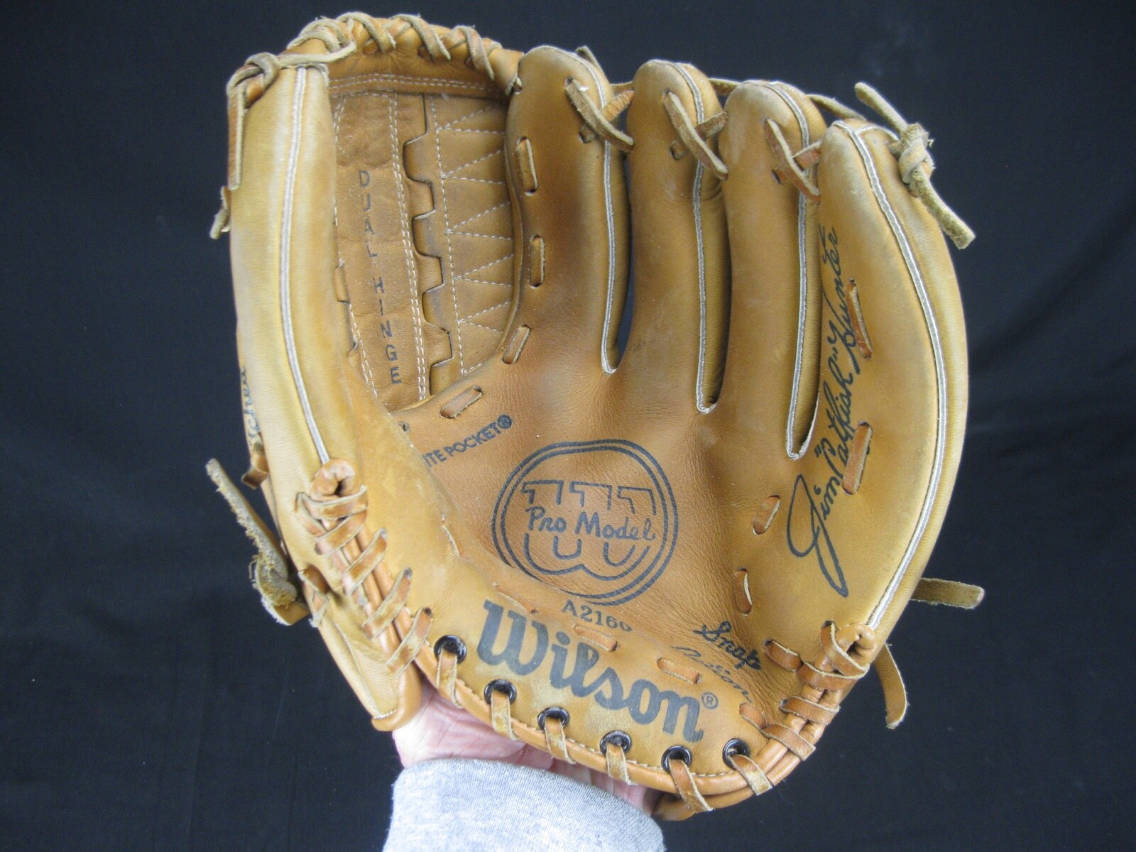 Vtg 1970s Wilson A2160 Jim Catfish Hunter Signature Baseball Glove