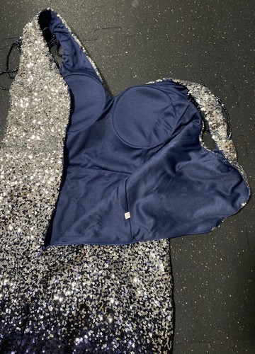 Neu ohne Etikett silber dunkelblau ombre Pailletten Etui Bodycon Kleid Größe M Silvester - Bild 7 von 13