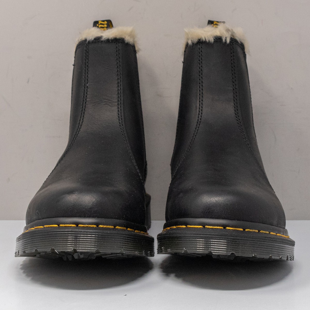 Bottes Chelsea Dr. Martens Leonore 2976 - Pointure 11, Noires, Doublure Fausse Fourrure
